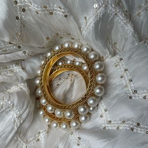 White & Gold Bracelet/ Bangle Set